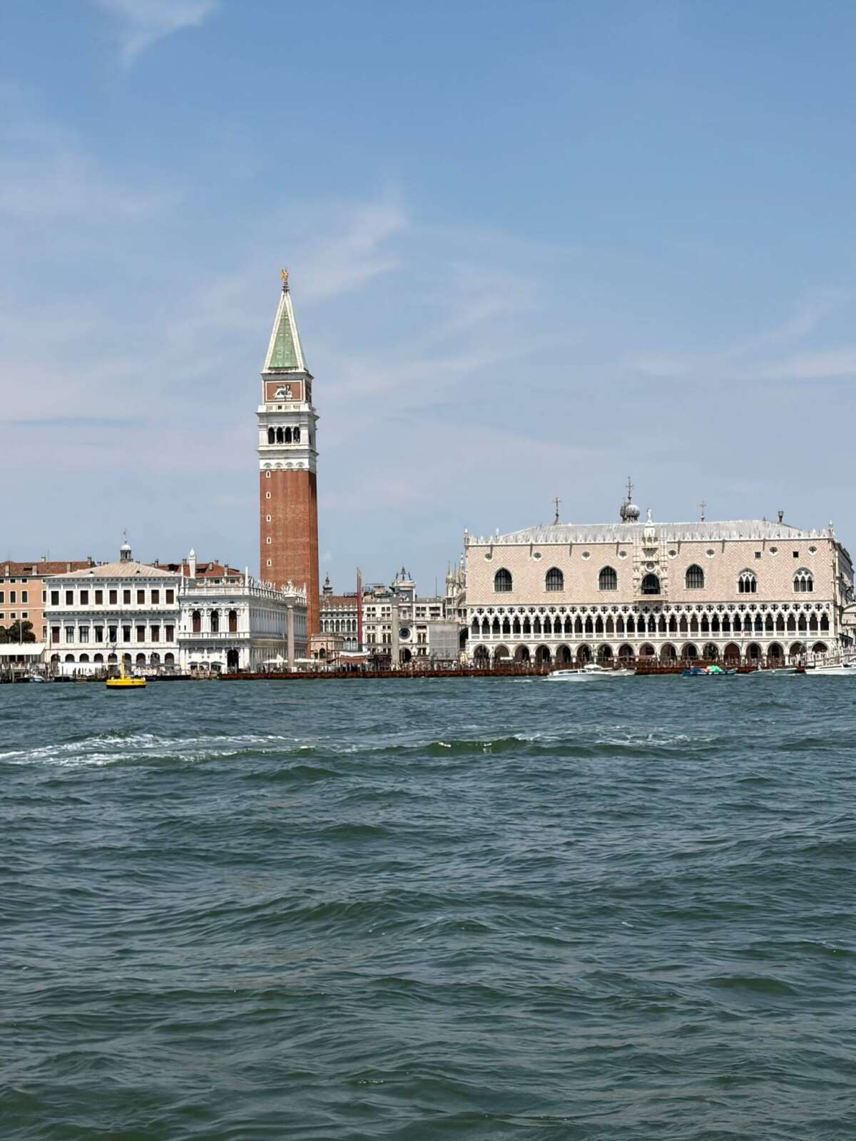 Exkursion zur Biennale - Venedig zwischen Kunst und Tradition
