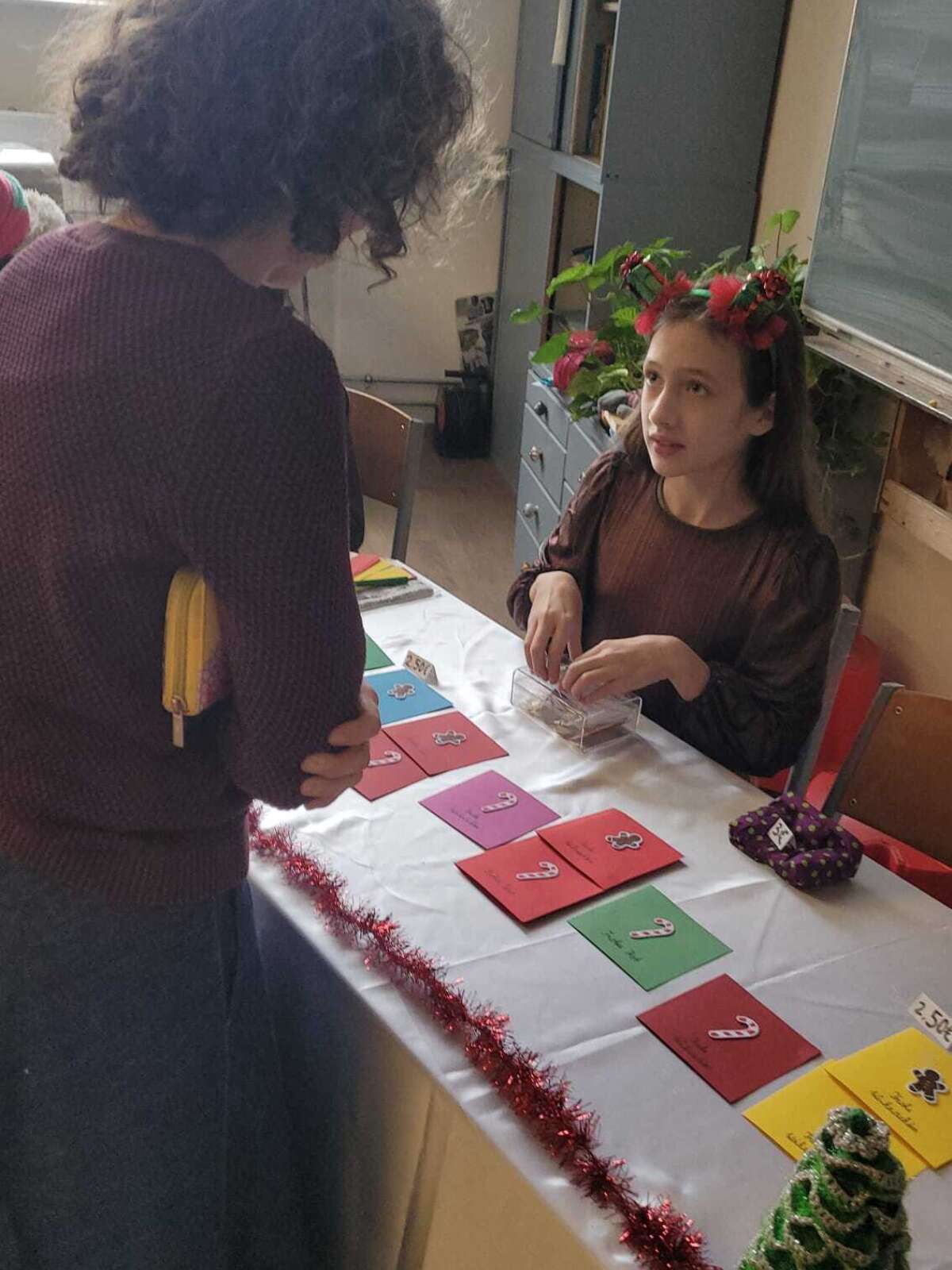 Ein Weihnachtsmarkt von Kindern für alle